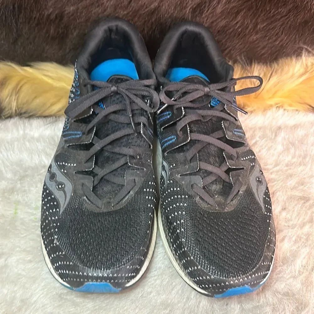 Saucony shoes 11.5 (3450)